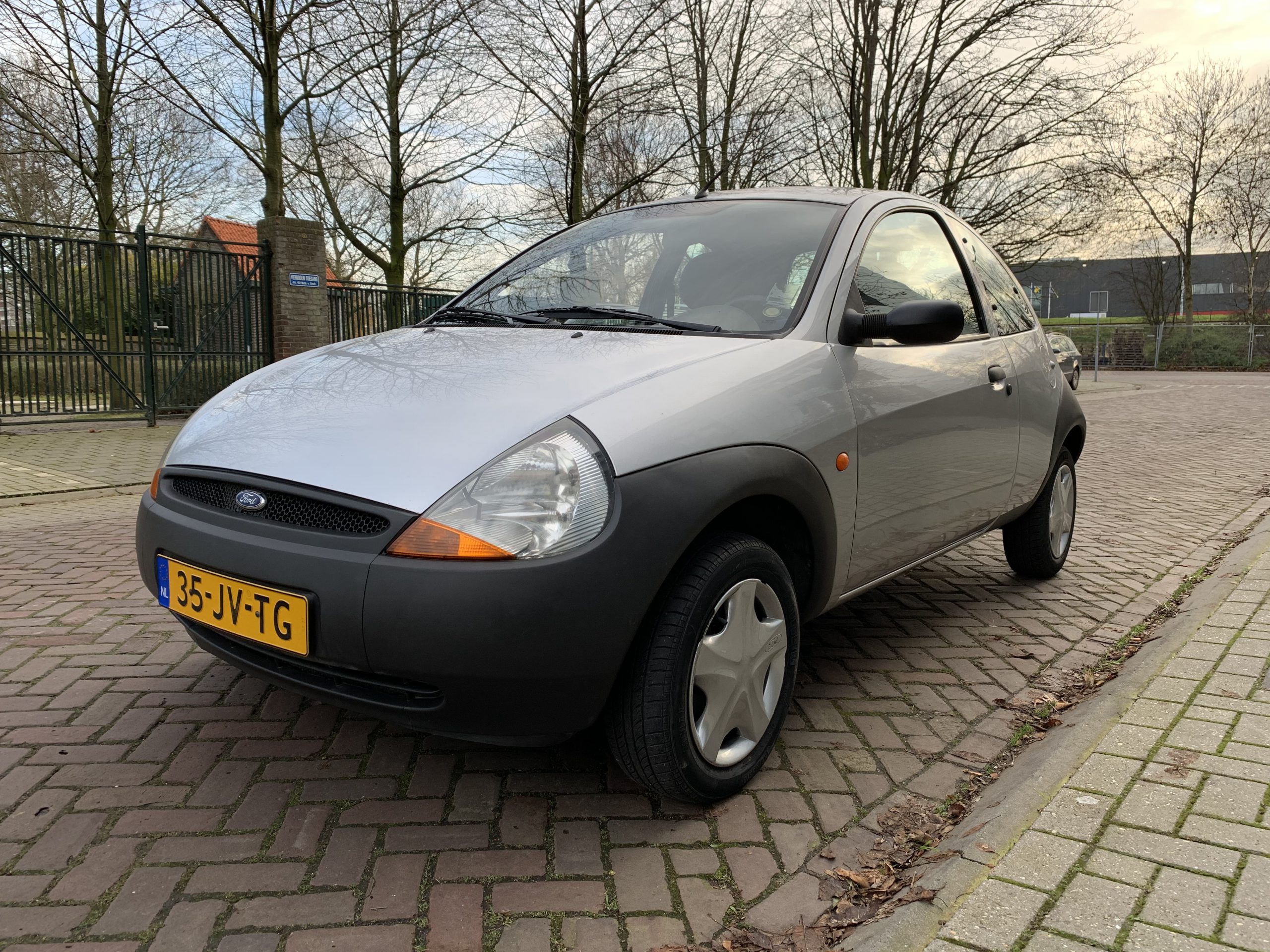 Ford Ka 1.3i – Voitures De l 'Est