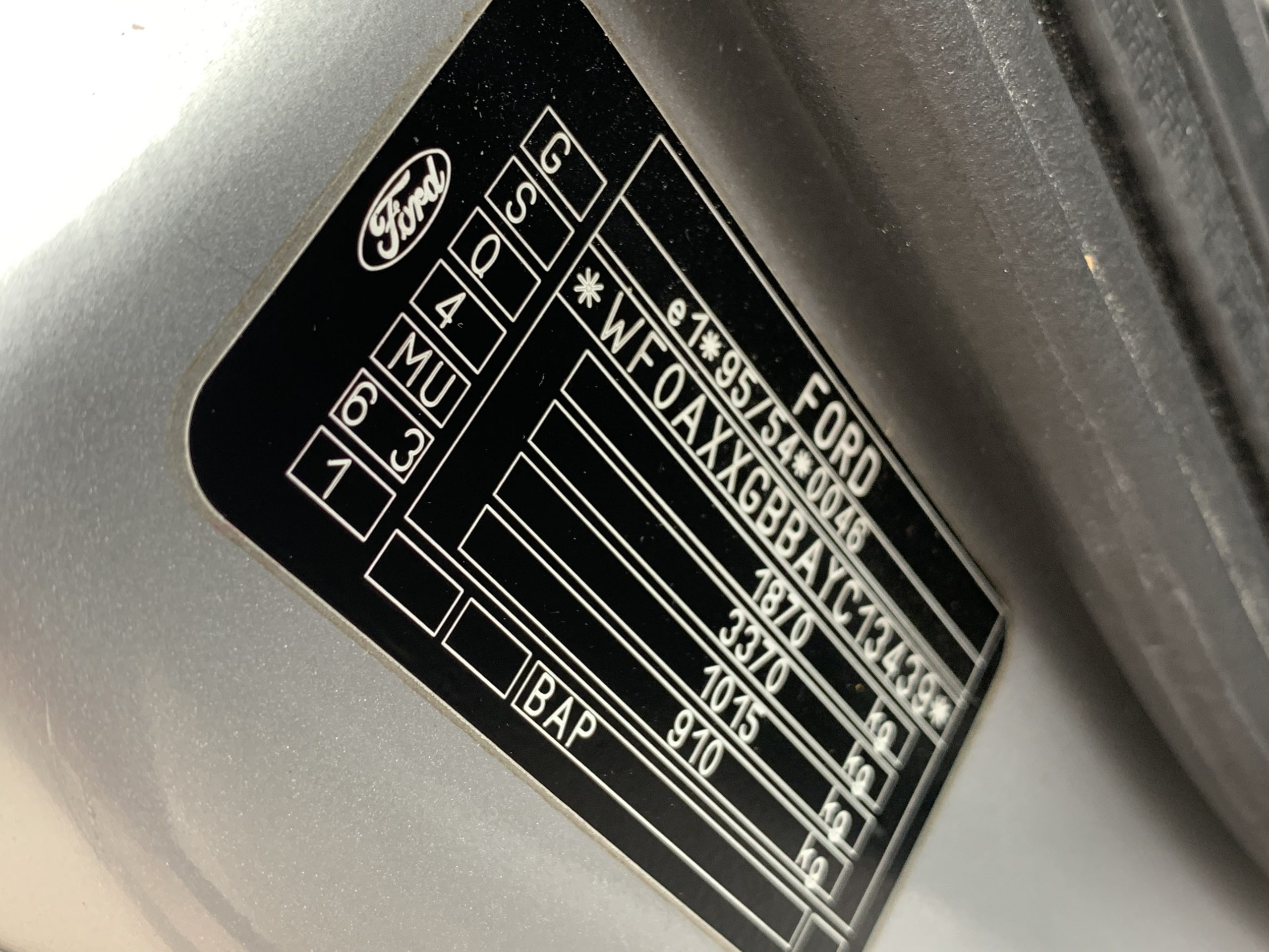 Ford Mondeo 2.5 Ghia Platinum