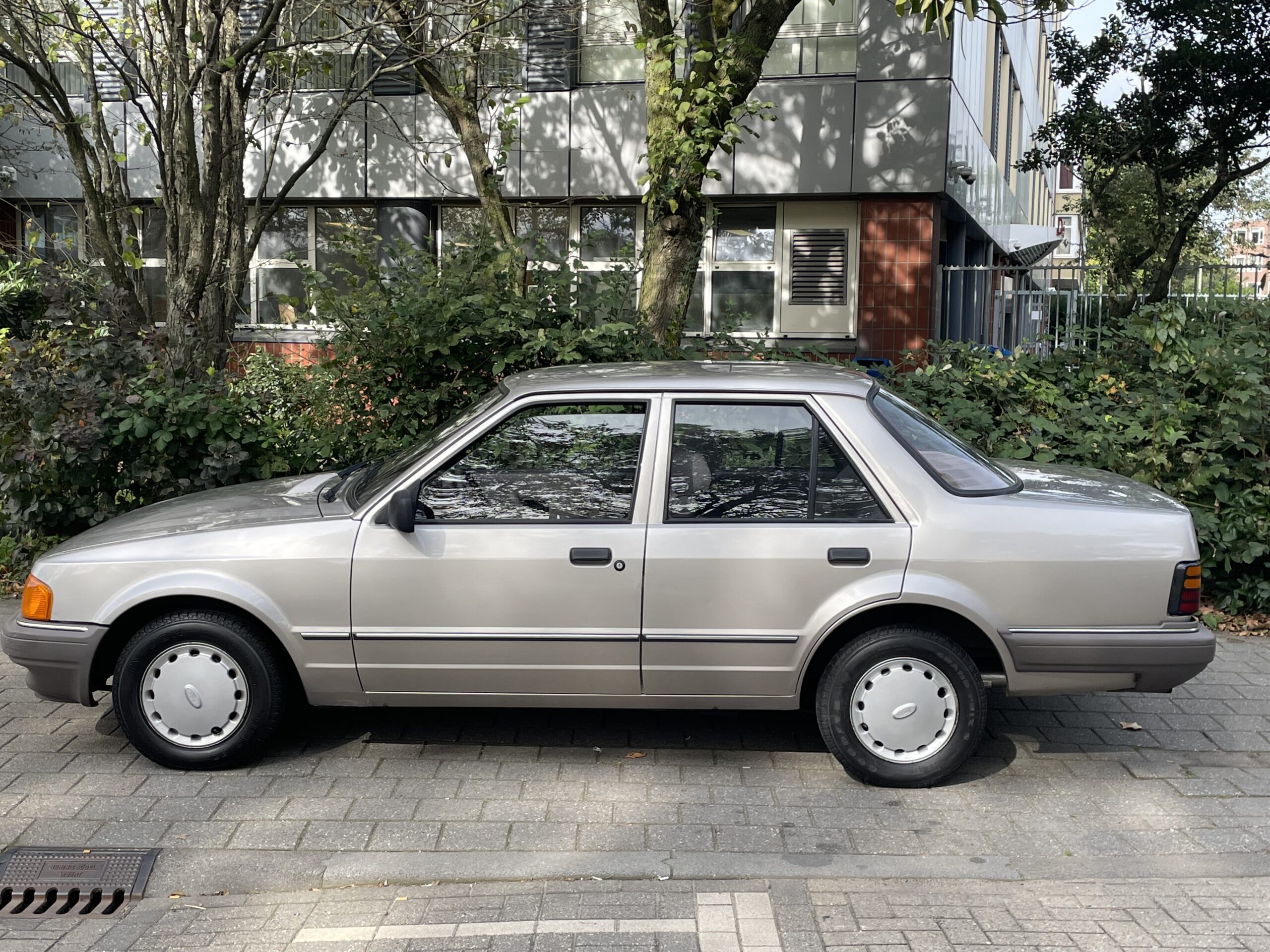 Ford Orion 1.4 CL