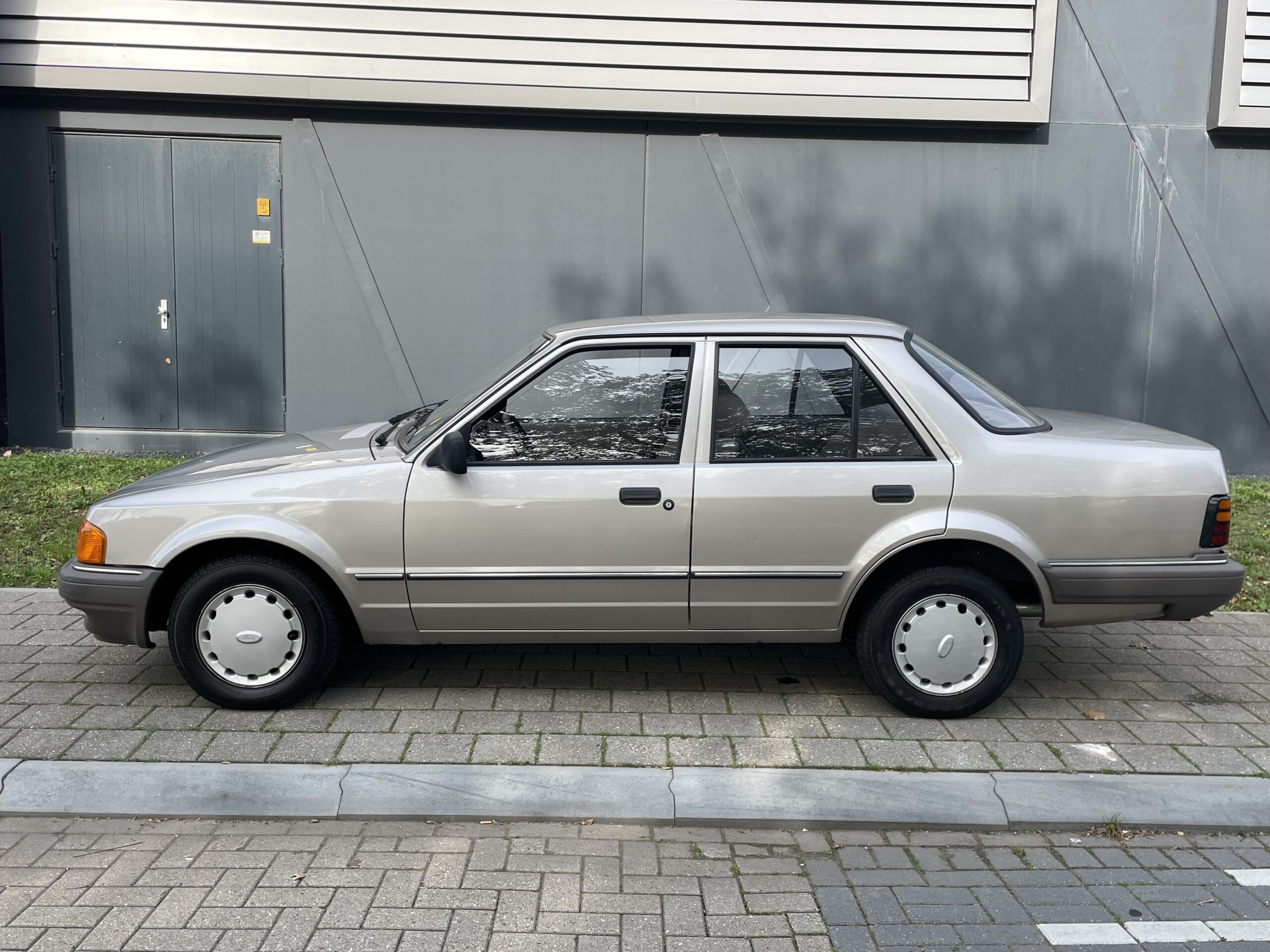 Ford Orion 1.4 CL